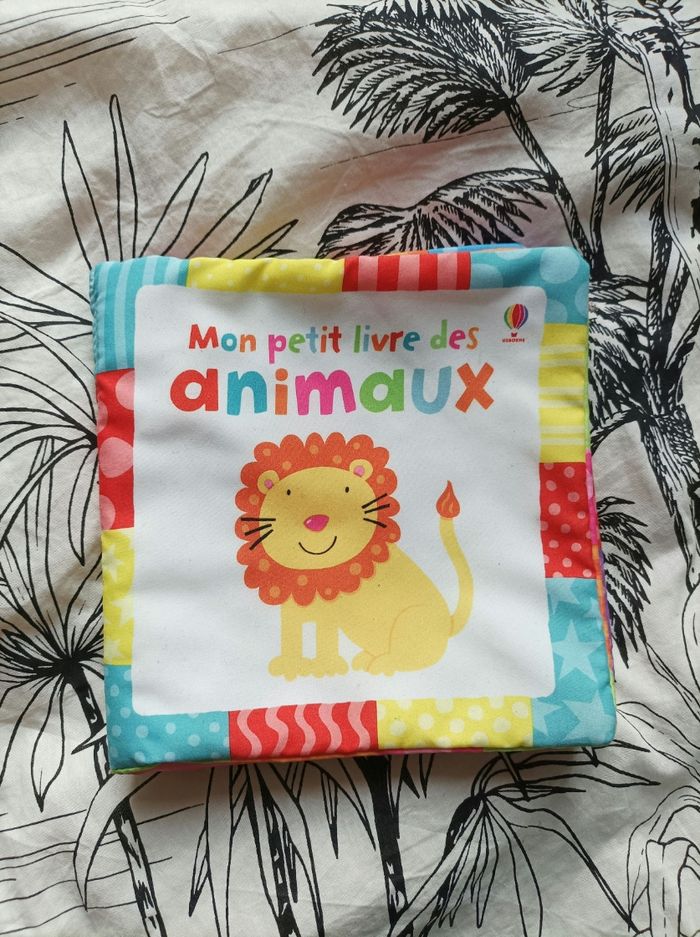 Livre pour bébés : "min petit livre des animaux"