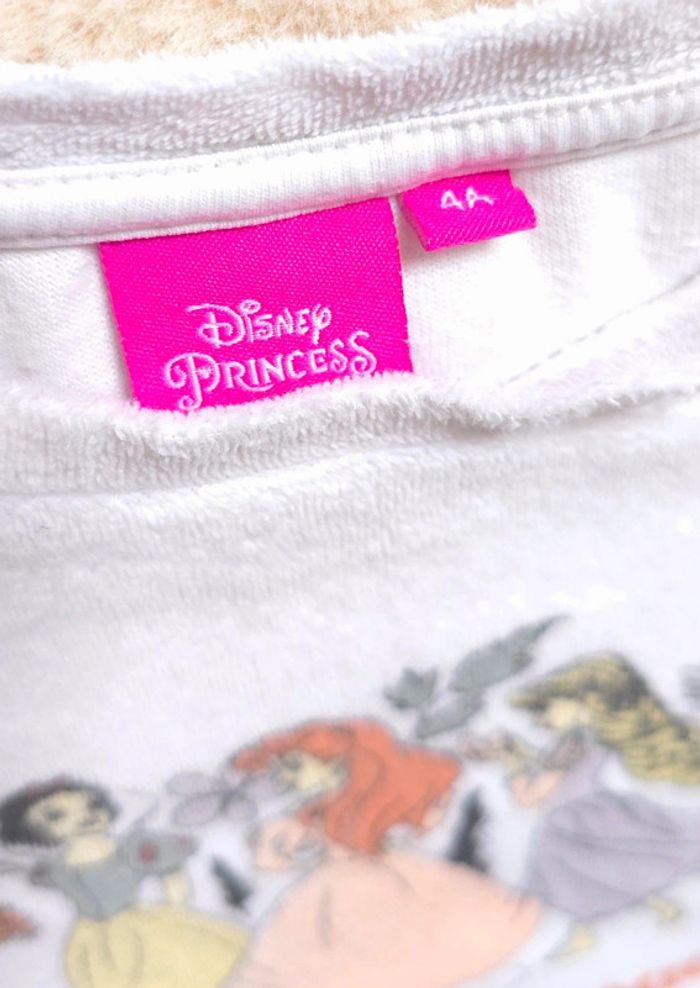 Magnifique pyjama 4 ans Disney princess - photo numéro 5