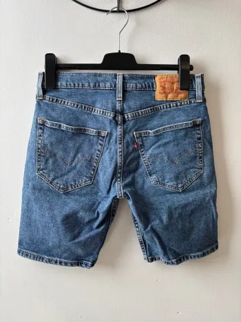 Bermuda Levi’s 412 W30