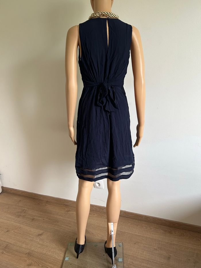 Robe bleue marine sans manches Naf Naf taille 38 TBE - photo numéro 6
