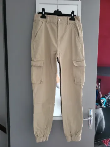 Cargo taille 36