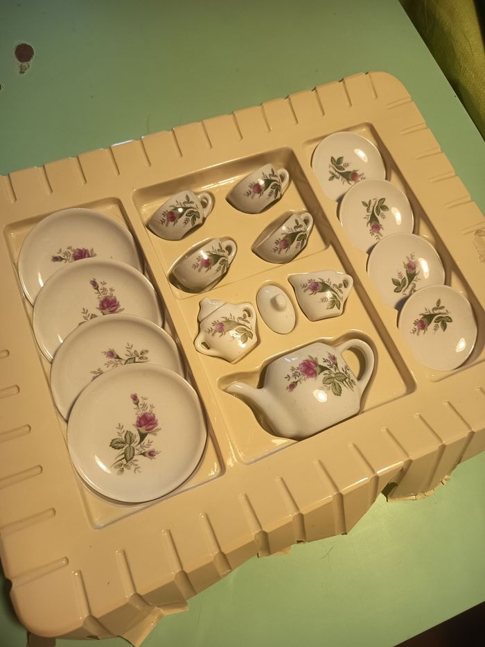 Dinette porcelaine vintage - photo numéro 2