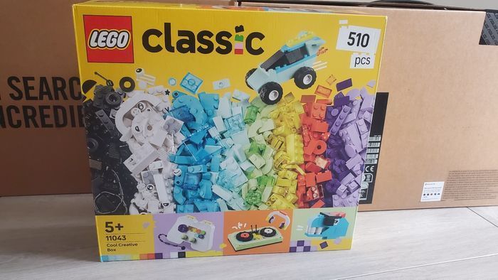 LEGO 11043 CLASSIC - La Boîte créative Cool.