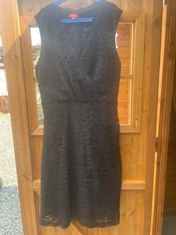 Robe dentelle noire