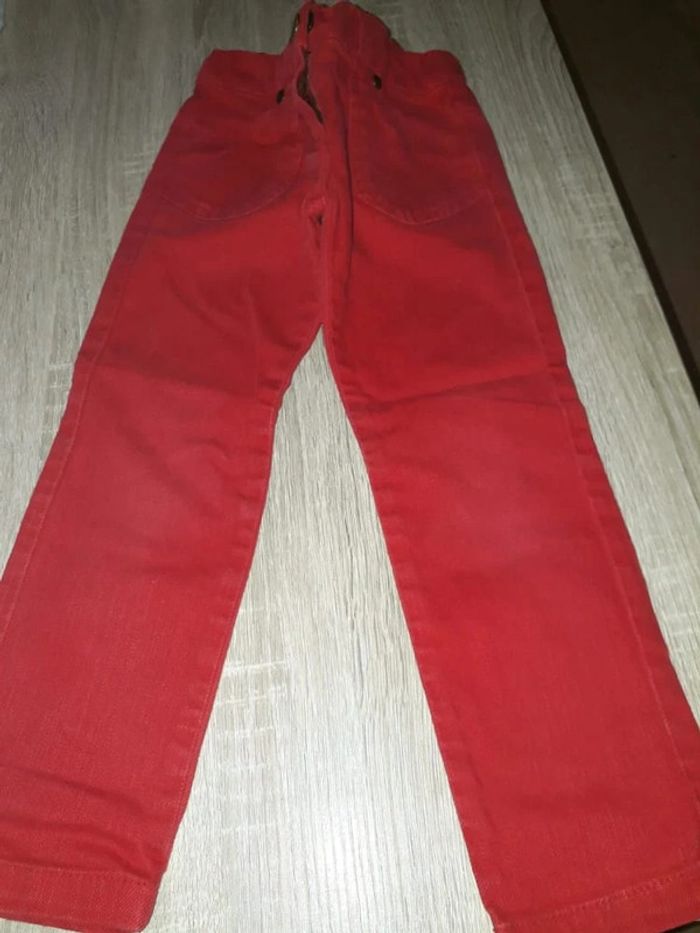 Pantalon rouge