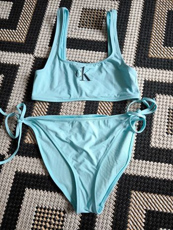 Maillot de bain Calvin Klein xs et L turquoise