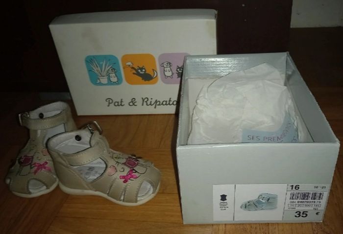 Chaussure fille t 16 - photo numéro 2