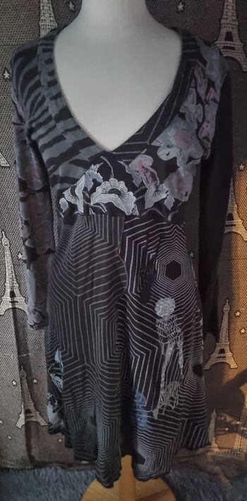 Robe manches longues taille XL Desigual