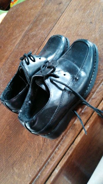 Chaussures taille 27