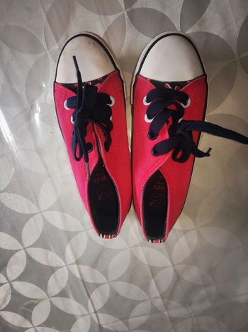 Chaussures a lacets élastiques