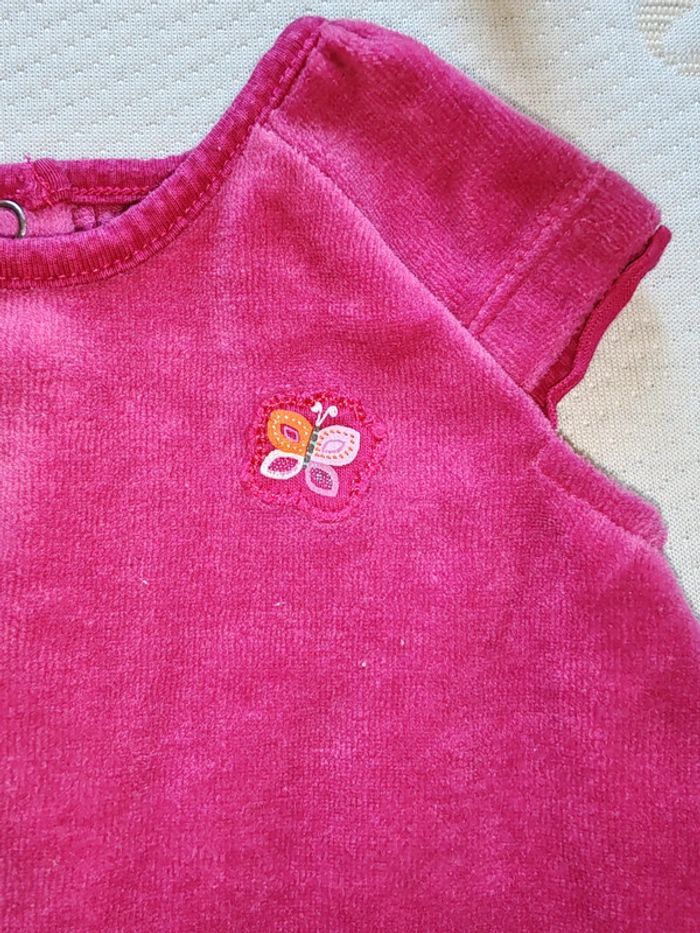 Robe en velours lisse sans manches 1 mois - photo numéro 2