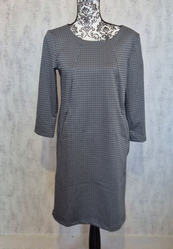 Robe courte liu jo manche 3/4 noir et bleu motif chevrons taille 38 / M