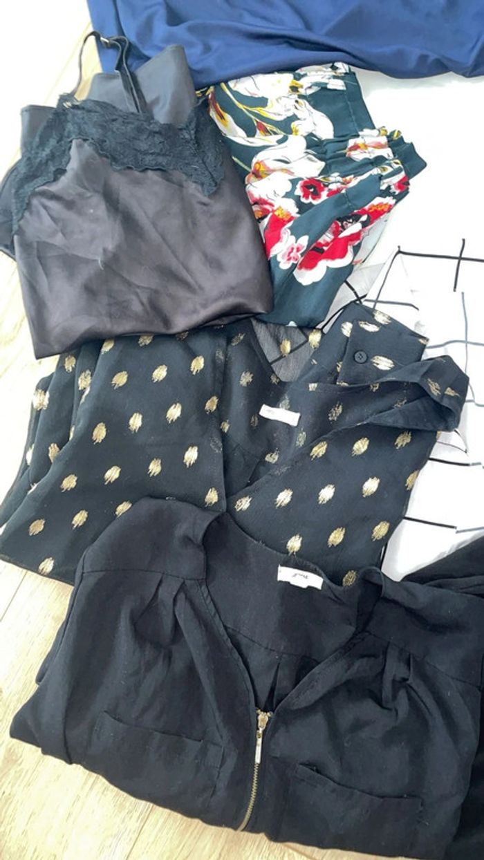 Lot de vêtement femme taille S/M - photo numéro 3