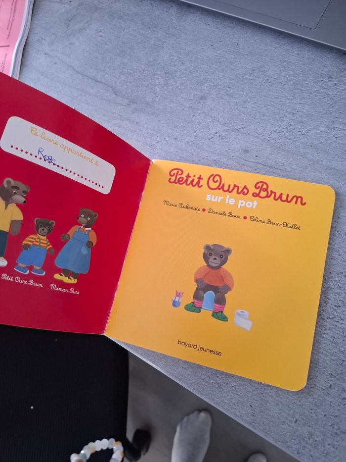 Livre petit ours brun sur le pot - photo numéro 3