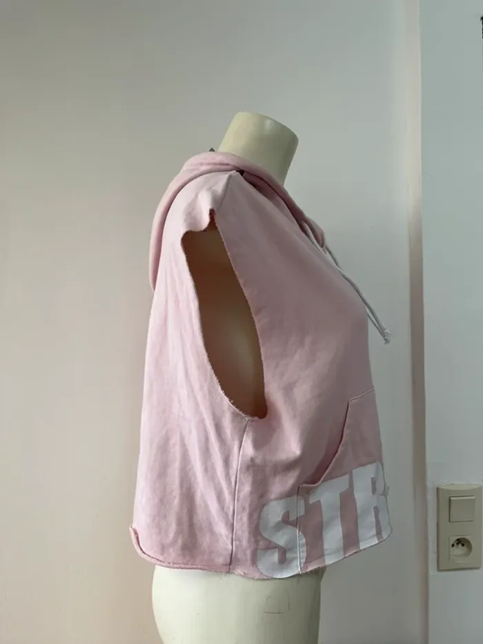 Sweat à capuche sans manches - photo numéro 2