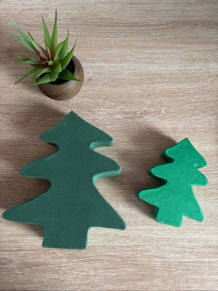 2 boîtes cadeaux  de sapin pour décoration IKEA
