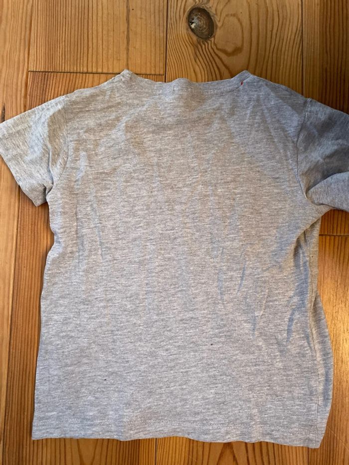 Tee shirt Les Minions 6 ans - photo numéro 3
