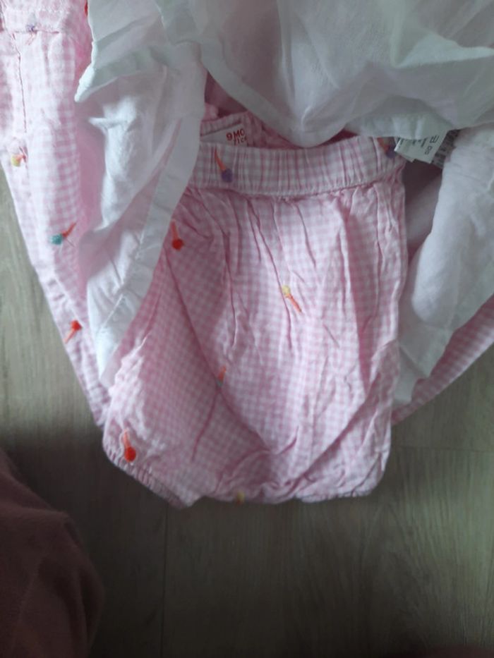 Lot de robes de marques diverses 9 mois neuves - photo numéro 8