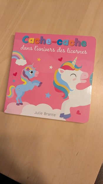Livre Cache-Cache dans l'univers des licornes