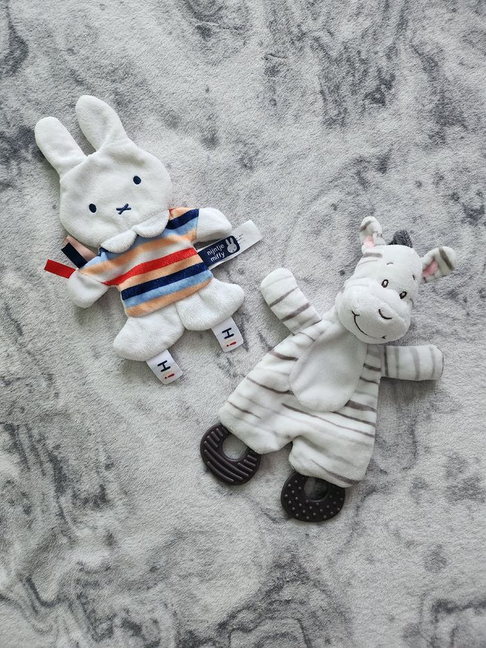 2 Jouets Bébé Sensoriels