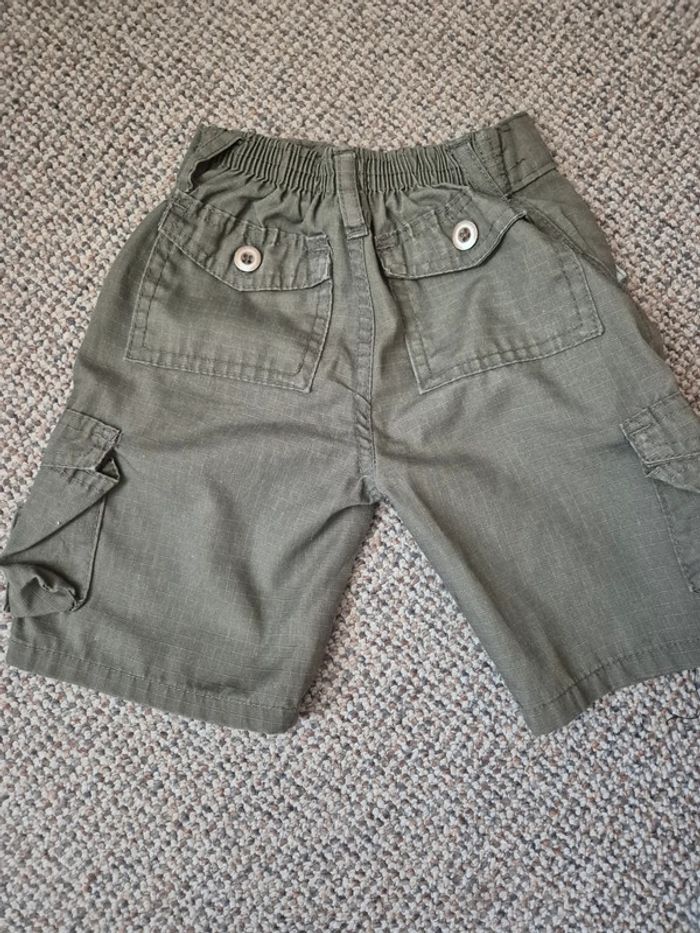Short cargo 2 ans kaki - photo numéro 5
