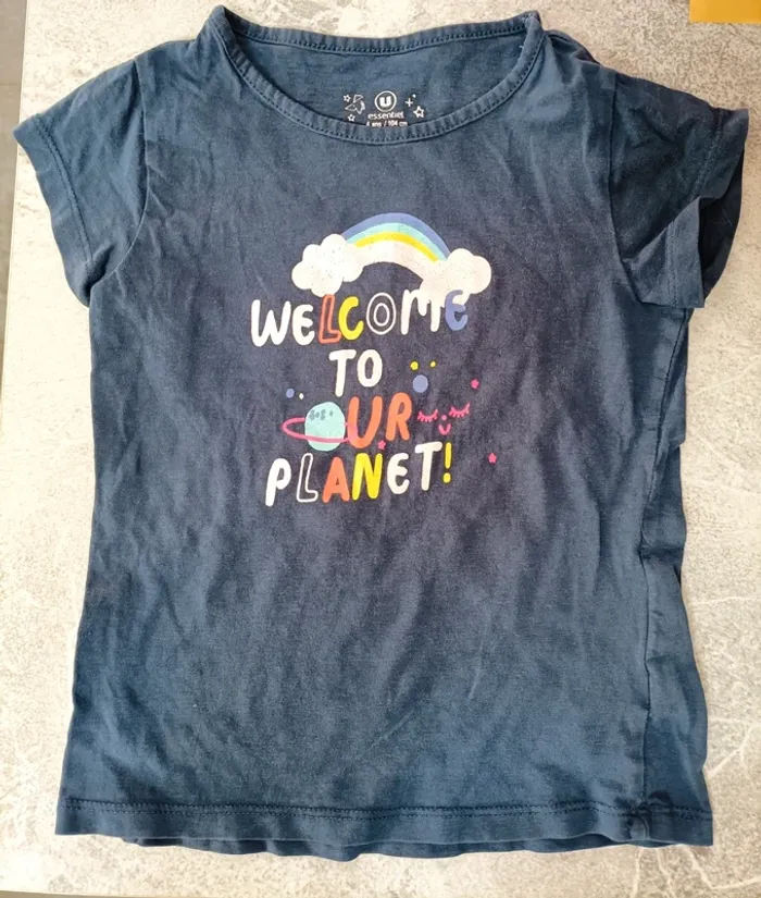 T-shirt
