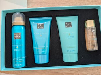 Coffret rituals the ritual of karma+ gel douche Sakura