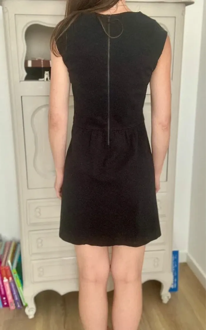Petite robe noir i code by IKKS taille 36 , S , 1 - photo numéro 6