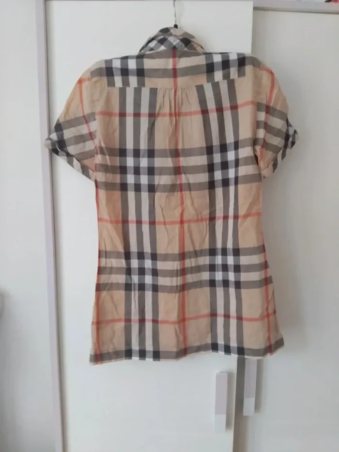 Blouse Burberry t14ans 100%coton - photo numéro 8