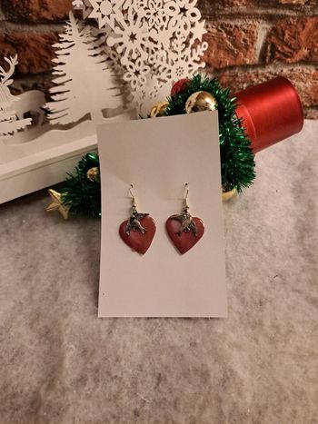 Boucles d'oreilles pendante coeur rouge