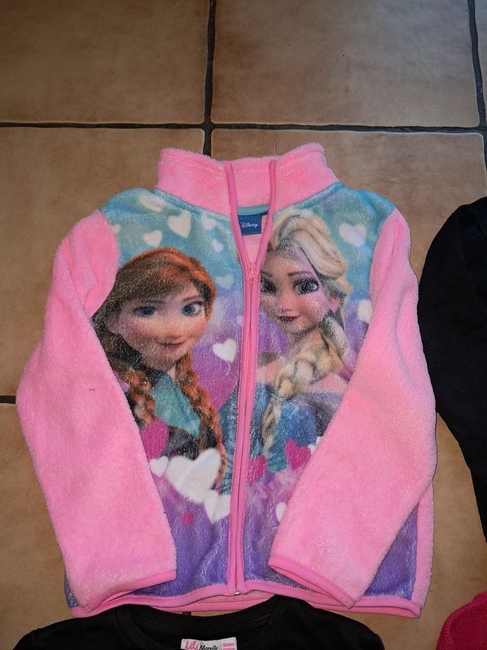 Lot de pulls et gilets 8ans neufs et tbe  fille - photo numéro 6