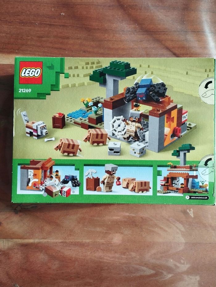 LEGO Minecraft 21269 l'Expédition dans la Mine du Tatou - photo numéro 2