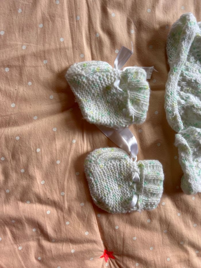 Gilet et chausson de naissance - photo numéro 2