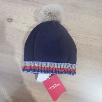 Bonnet fille neuf avec etiquette 3/5 ans Dpam bleu marine et pailleté sur le bas
