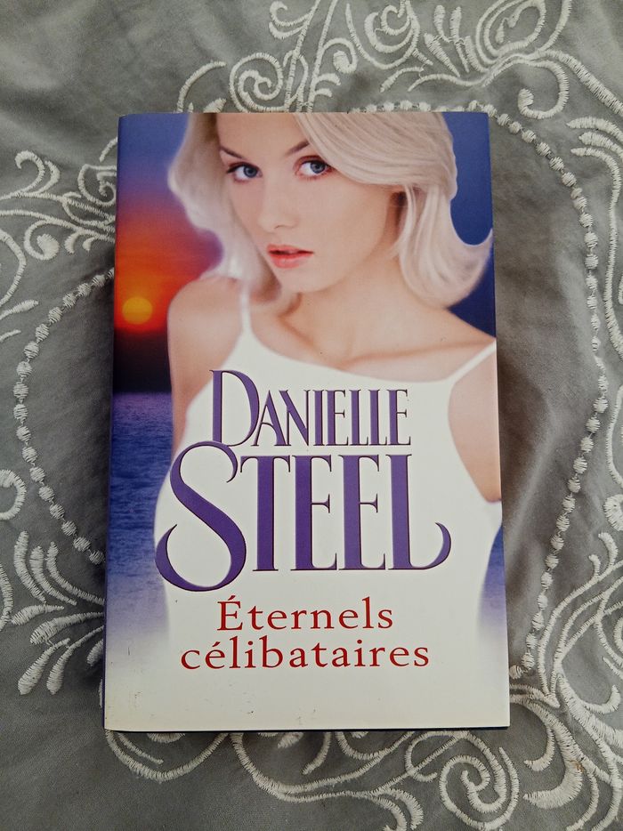 Livre (9) 📚 Éternels célibataires