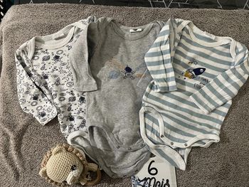 Lot 3 bodies manches longues