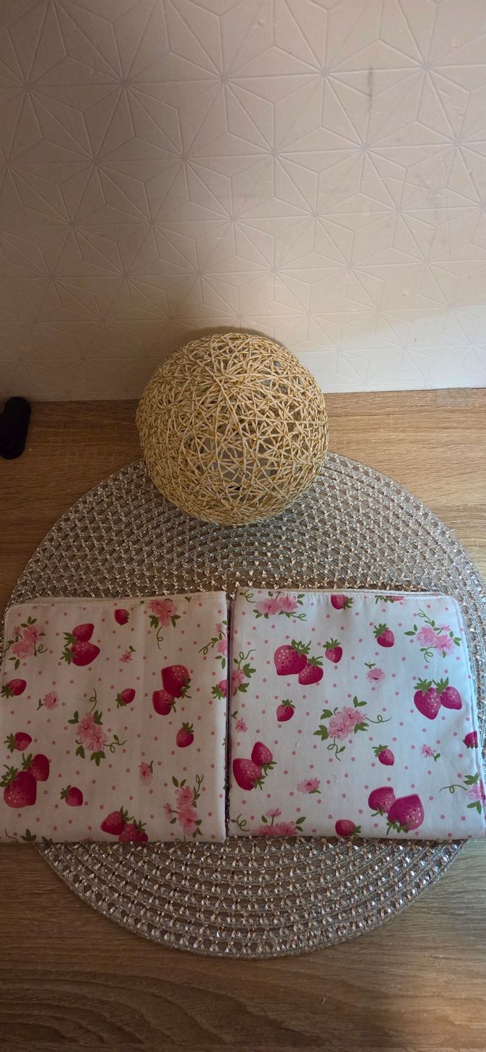 Deux serviettes de table - photo numéro 2