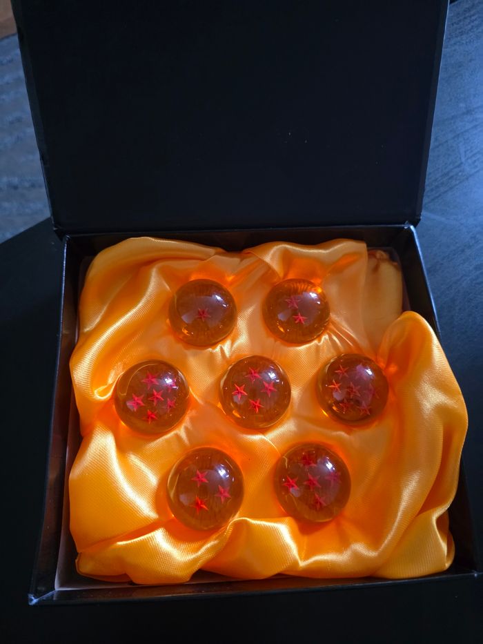 Coffret de 7 balles de dragon ball Z neuf - photo numéro 2