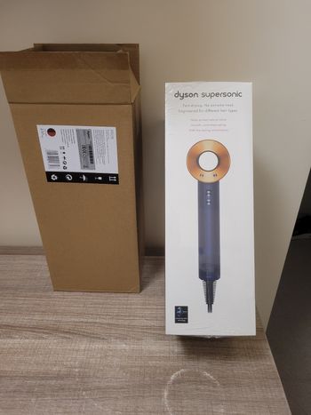 Seche-cheveux Dyson supersonic