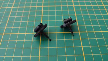 Supports roue avant pièce détachée miniature Ferrari 250 testa rossa 1957 Burago Bburago 1/18 #B59