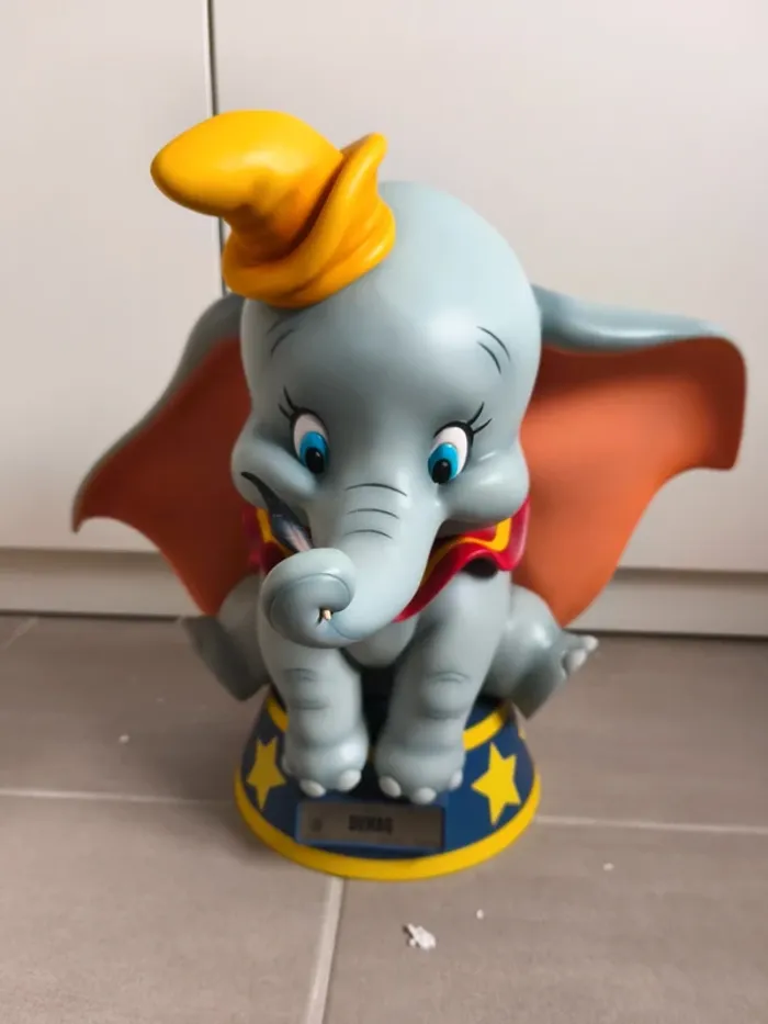 Figurine Dumbo - Disney Mastercraft