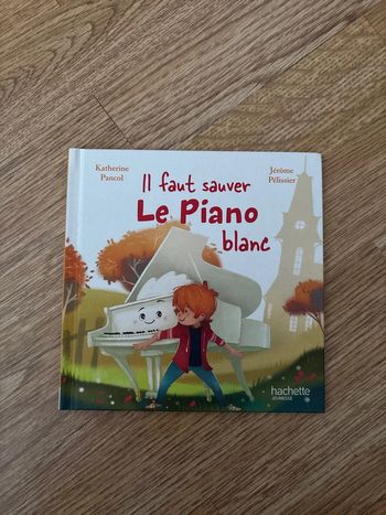 Livre il faut sauver Le piano blanc