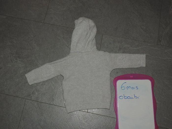 gilet obaïbi taille 6 mois - photo numéro 3