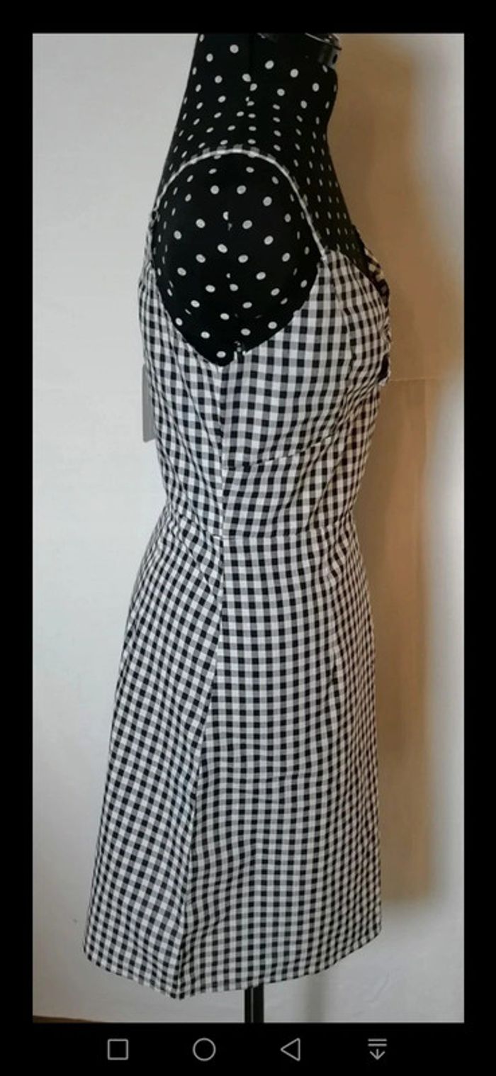 Robe vichy / petits carreaux noir blanc Taille S Libertie - photo numéro 4