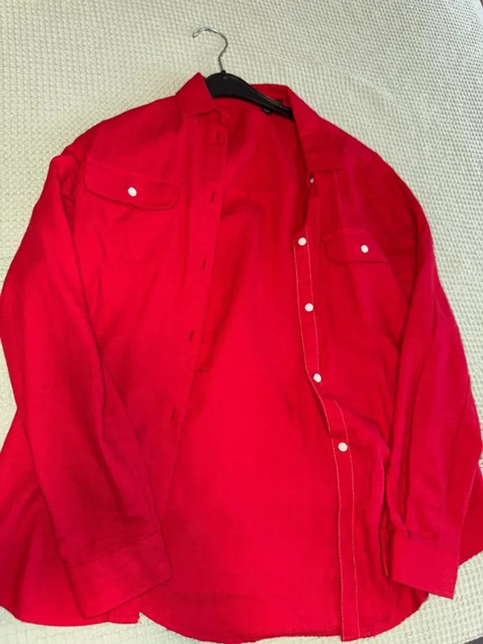 Chemise rouge taille xs - photo numéro 3