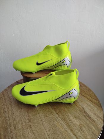 Crampons Nike T 38,5