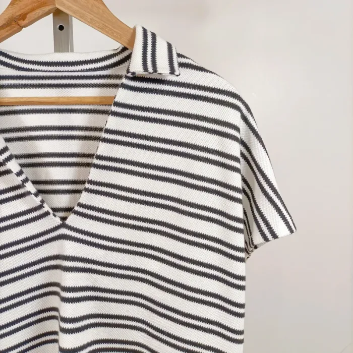 Top col polo rayé blanc et noir style marinière loose T.S coupe droite oversize A1248 - photo numéro 3