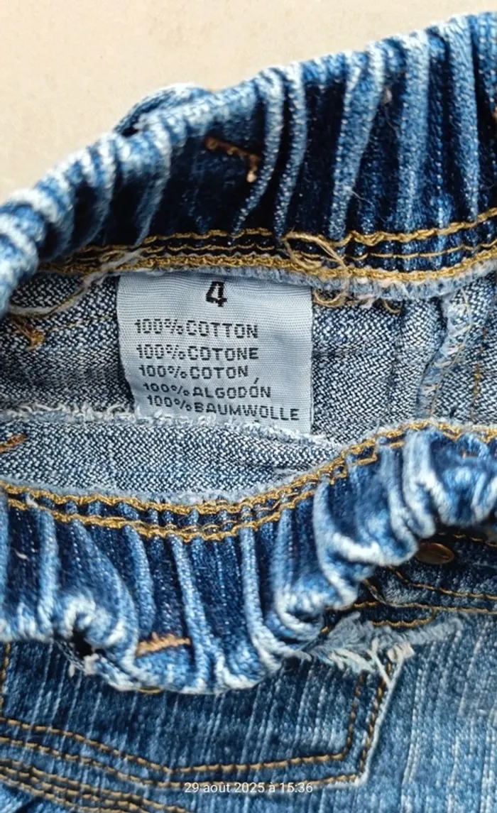 Jupe courte en jeans fille - 4 ans - photo numéro 3