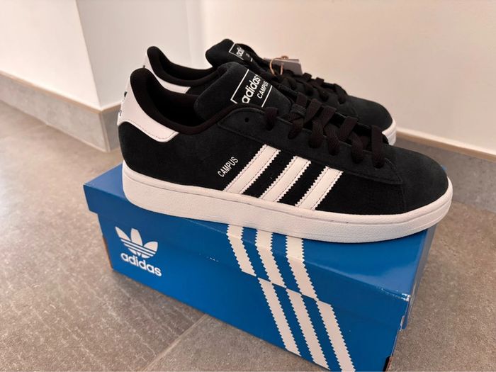 Sneakers Adidas Campus 2 neuves Taille 38 2/3 - photo numéro 2