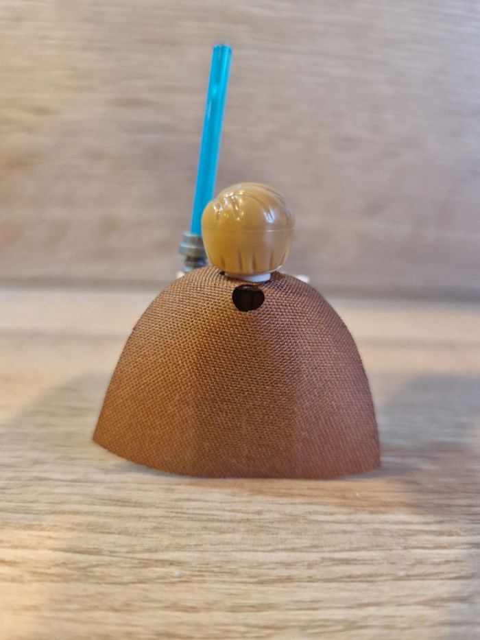 Figurine type lego Jedi Obiwan star wars - photo numéro 2